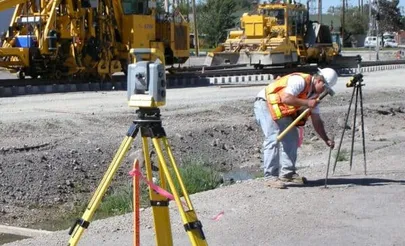 Empresa de Acompanhamento Topografico de Obras Industriais da Multitop Topografia
