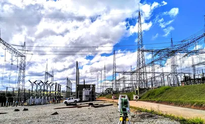 Acompanhamento de Obras de Subestação da Multitop Topografia